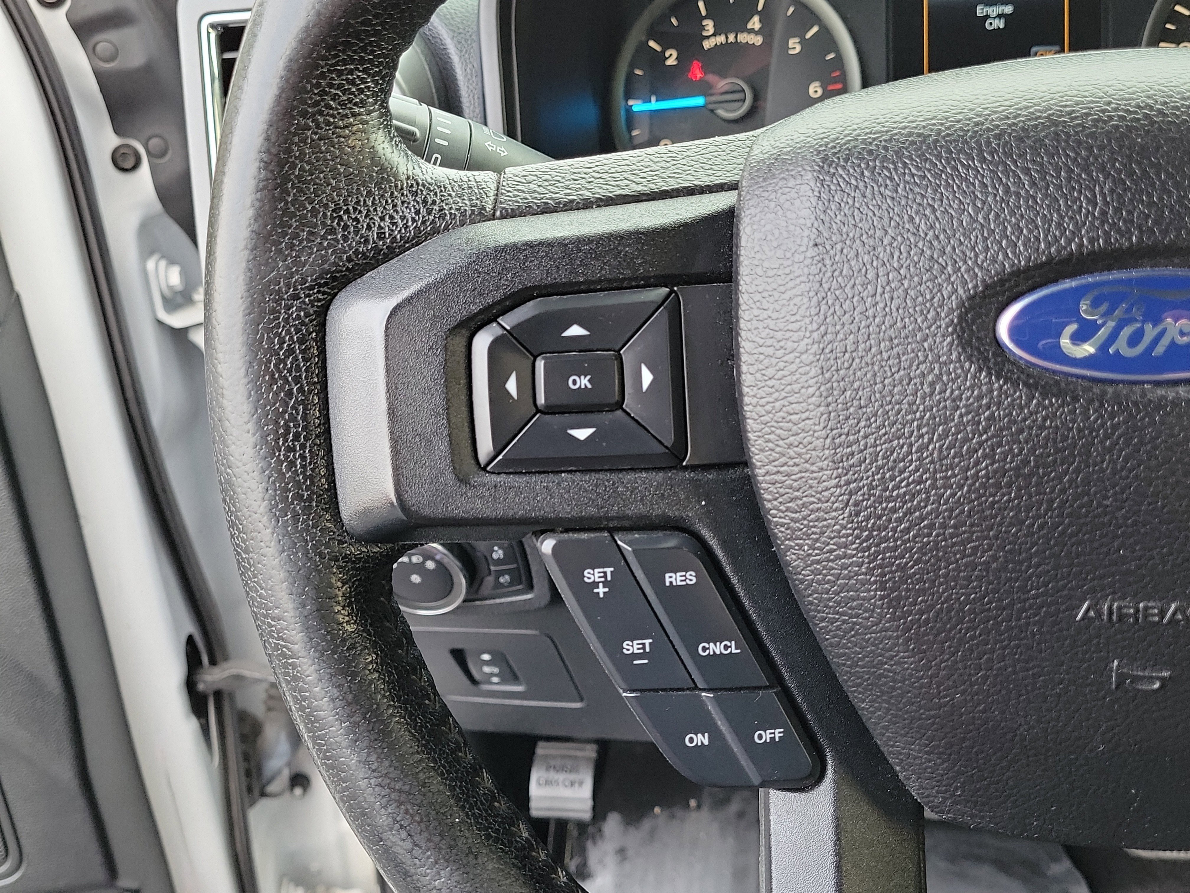 Used 2016 Ford F150 XLT w/ Equipment Group 302A Luxury image 22