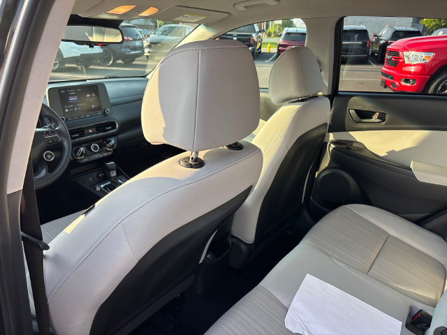 Used 2023 Hyundai Kona SEL w/ Cargo Package AWD/4WD image 9