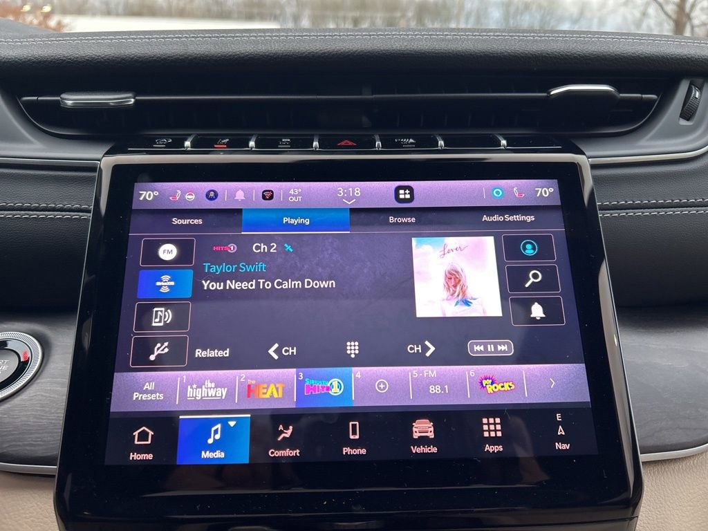 New 2025 Jeep Grand Cherokee Limited image 21