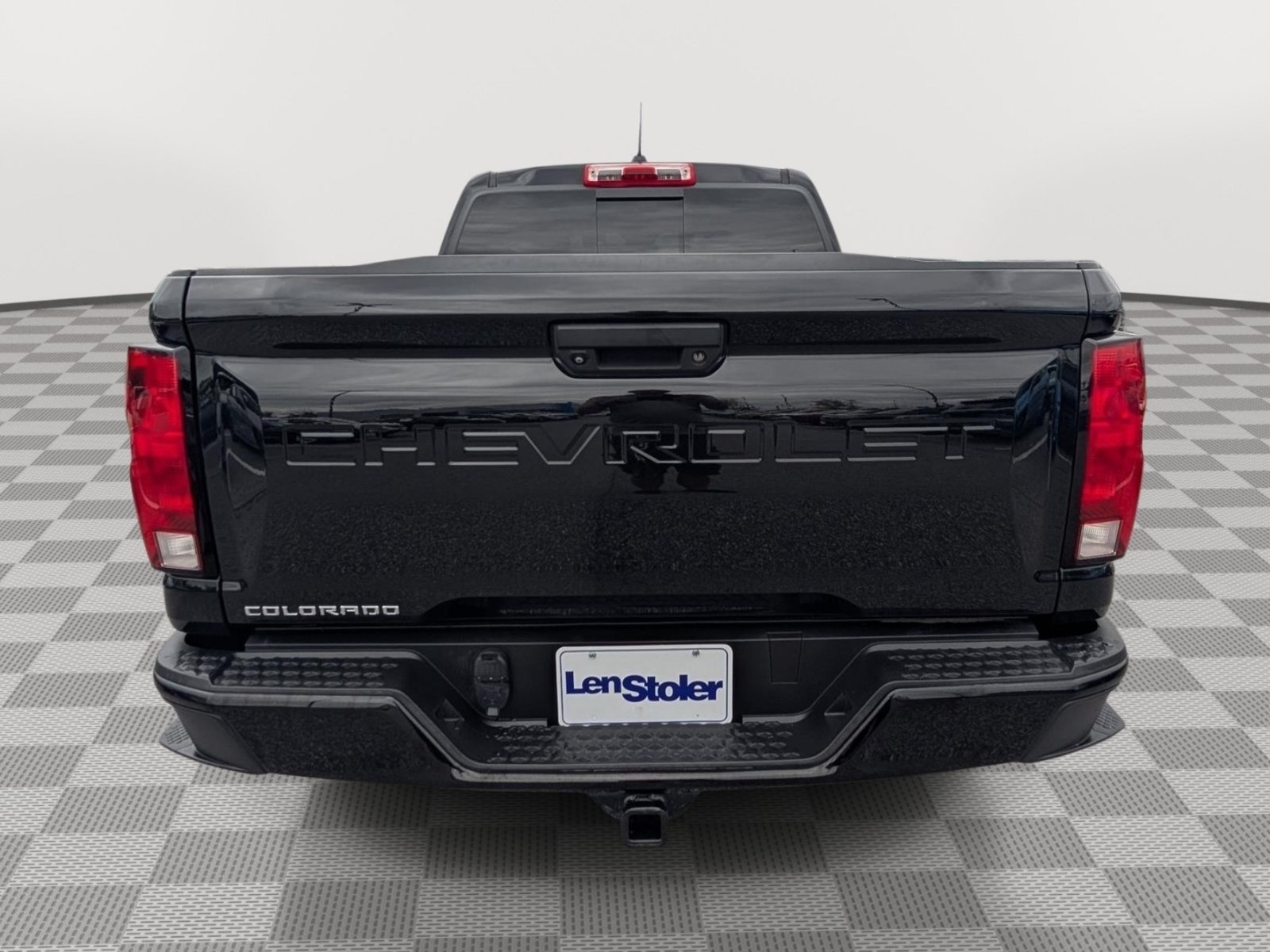 Used 2023 Chevrolet Colorado W/T w/ Advanced Trailering Package RWD image 4
