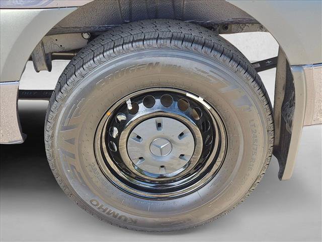 Used 2026 Mercedes-Benz Sprinter 2500 image 21