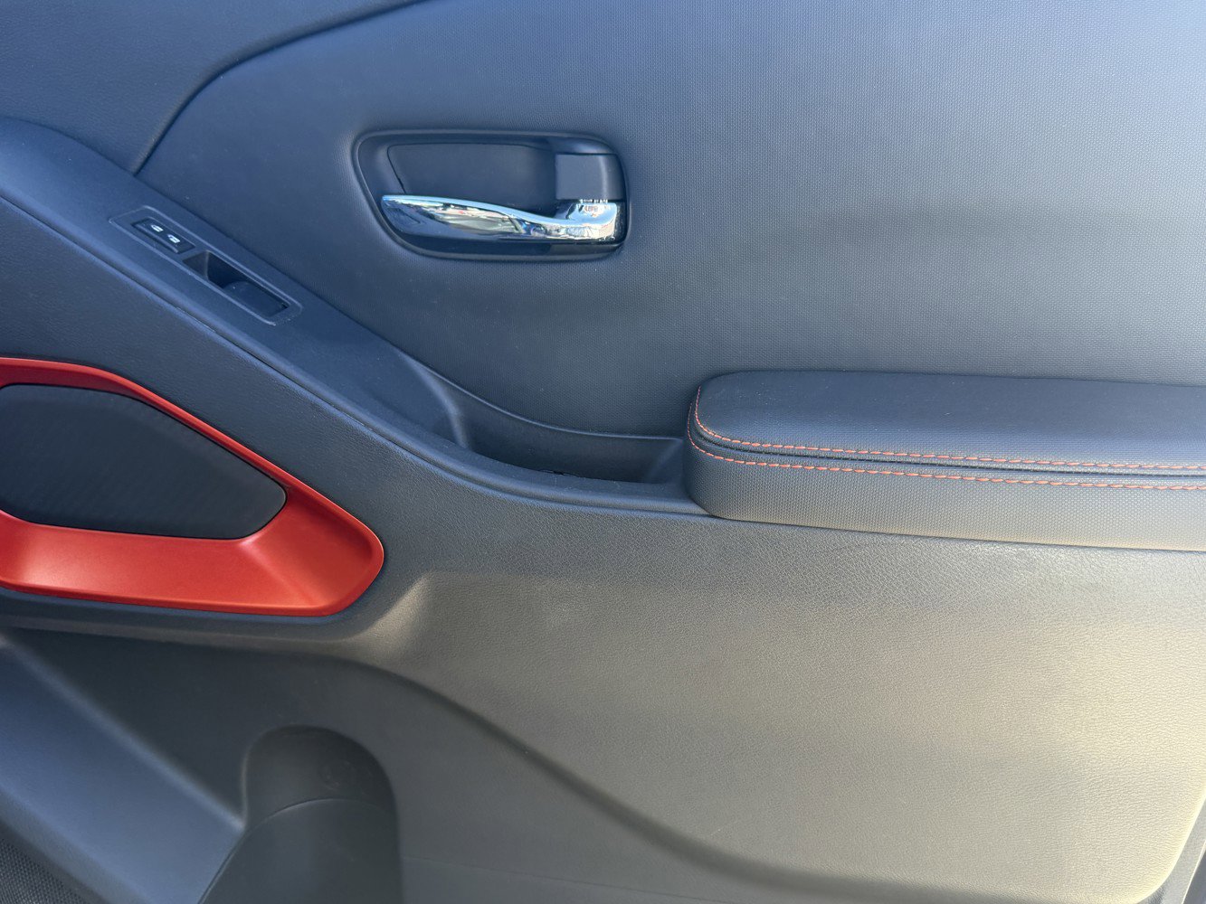 Used 2023 Nissan Frontier PRO-4X w/ Pro-4X Premium Package image 28