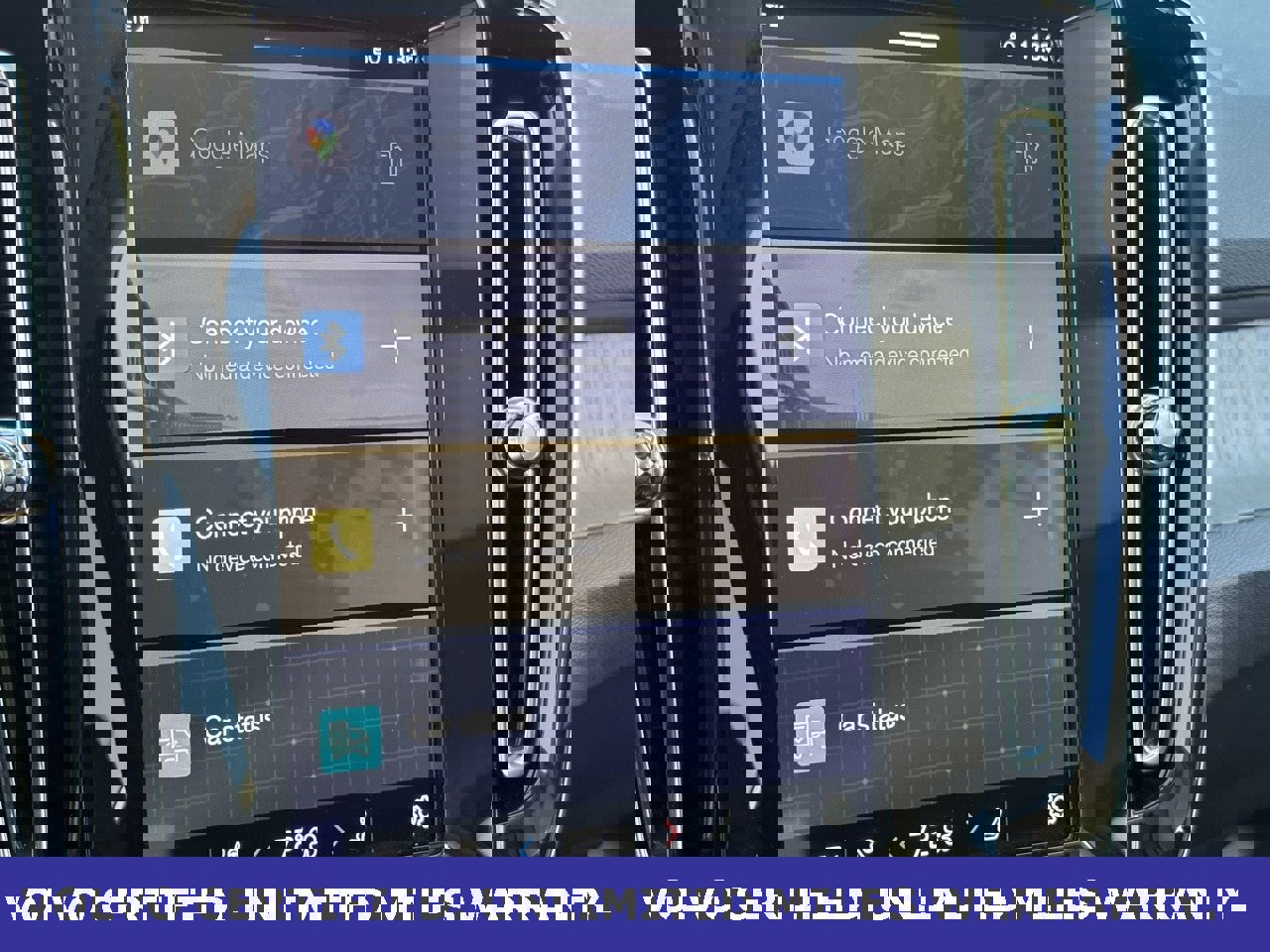 Certified 2025 Volvo XC40 B5 Core image 23