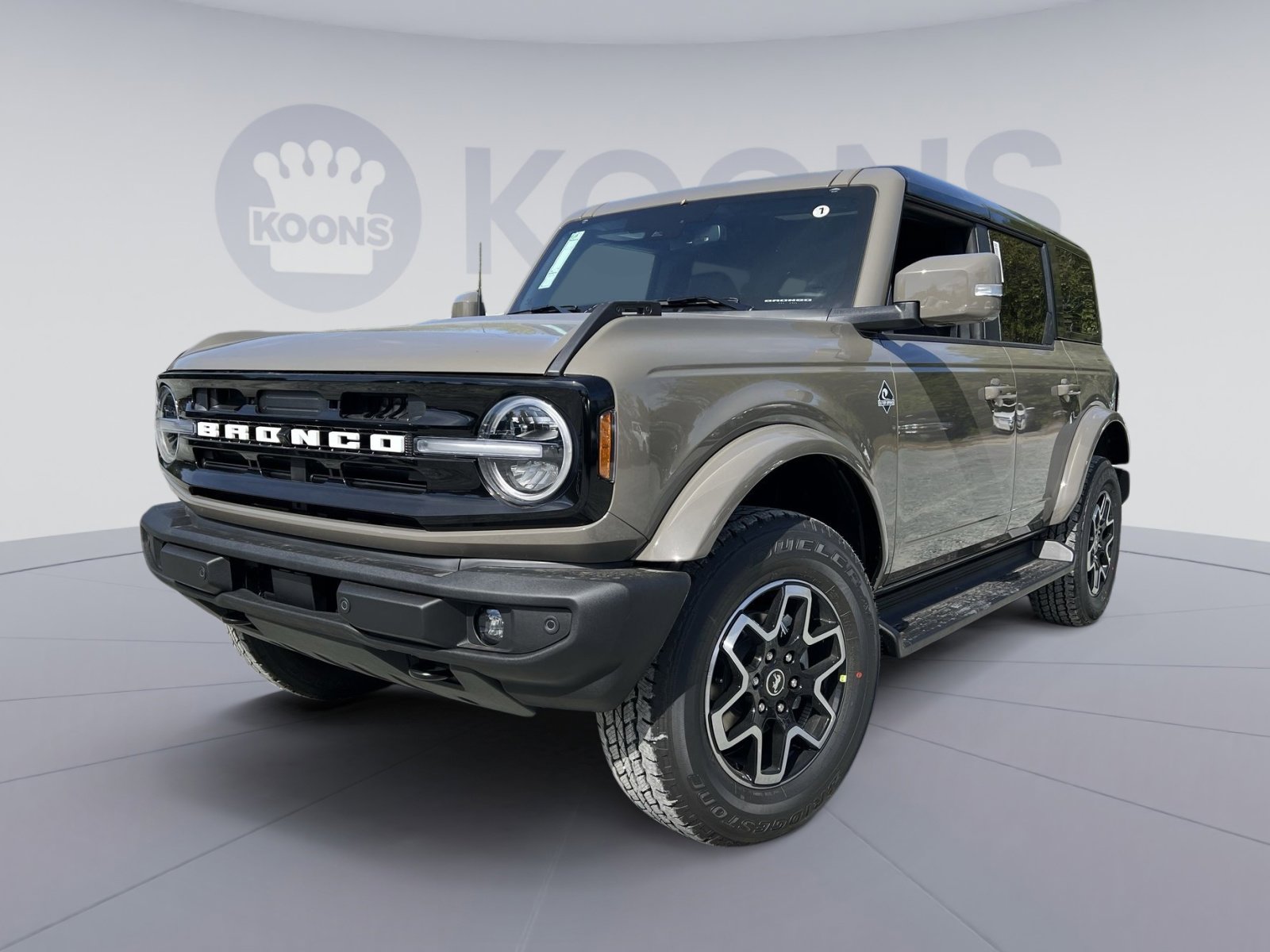New 2025 Ford Bronco Outer Banks