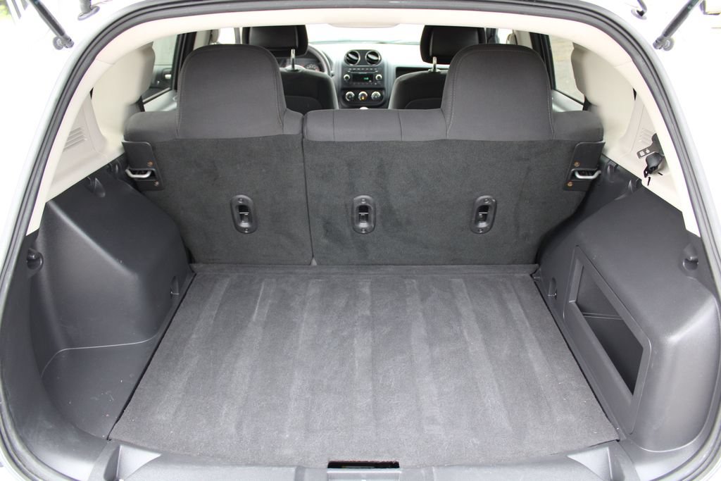 Used 2014 Jeep Compass Sport AWD/4WD image 15
