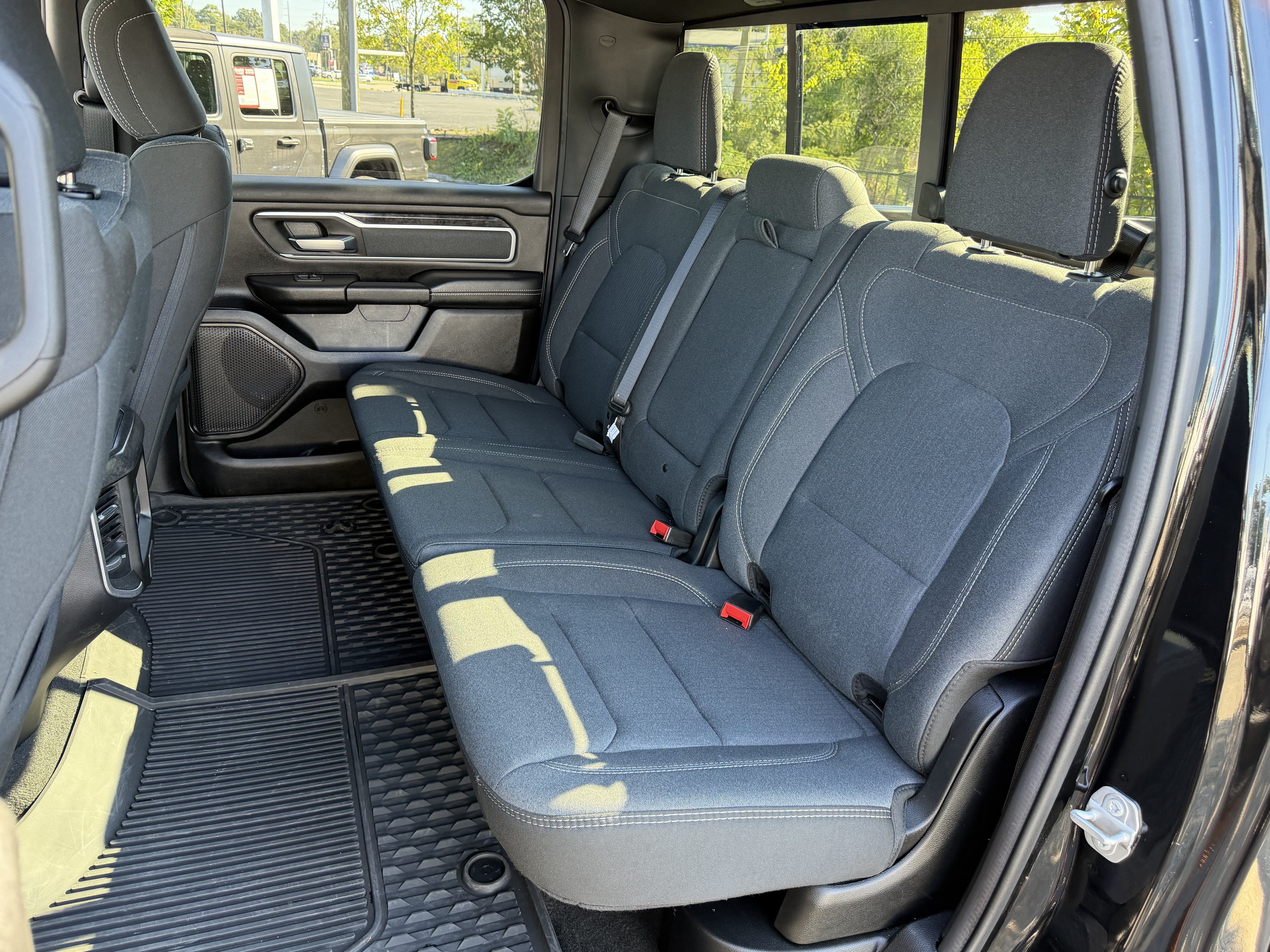 Used 2023 RAM 1500 Big Horn AWD/4WD image 33