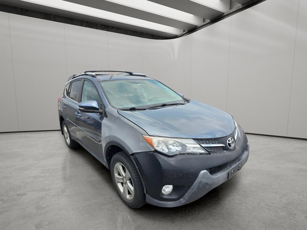 Used 2013 Toyota RAV4 XLE AWD/4WD image 11