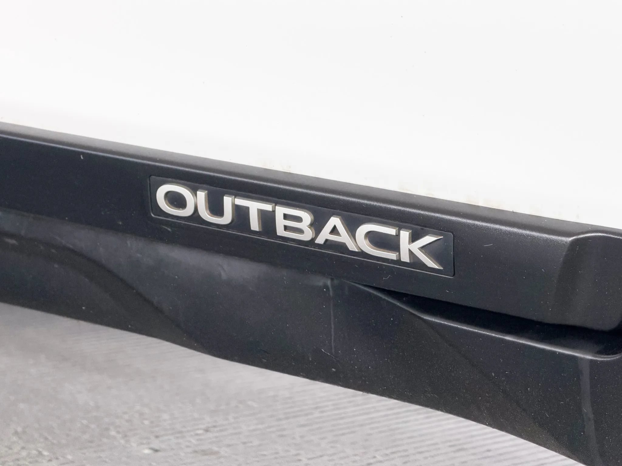 Used 2019 Subaru Outback 2.5i Limited w/ Popular Package #2 AWD/4WD image 11