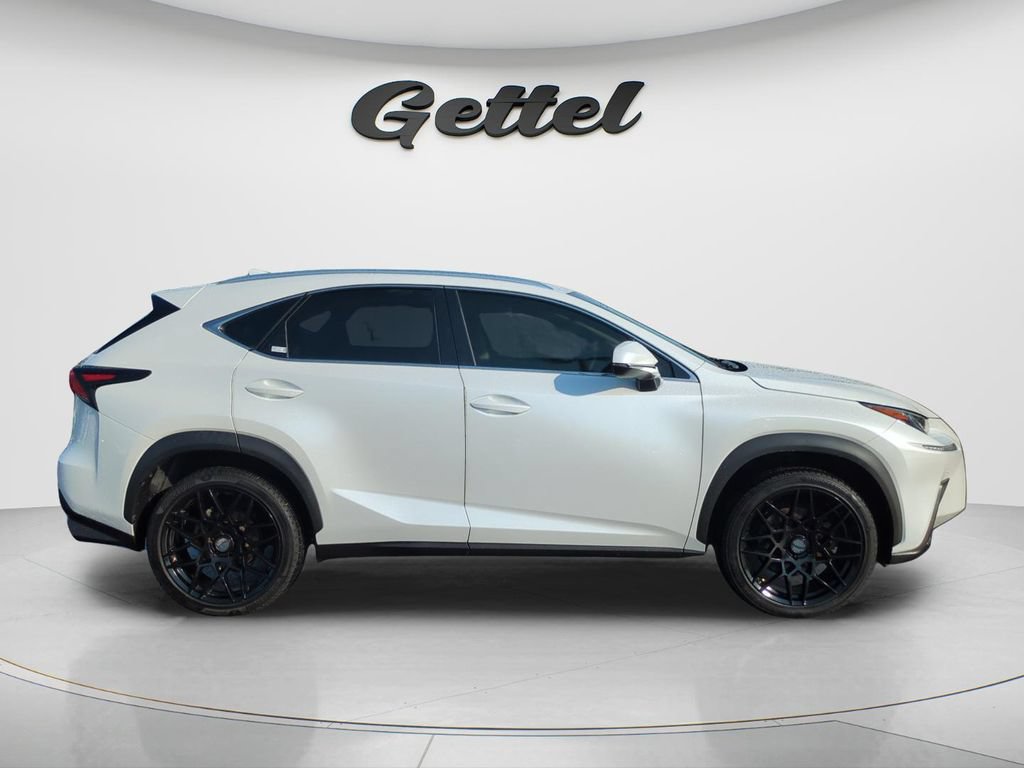 Used 2018 Lexus NX 300 FWD w/ Comfort Package image 4