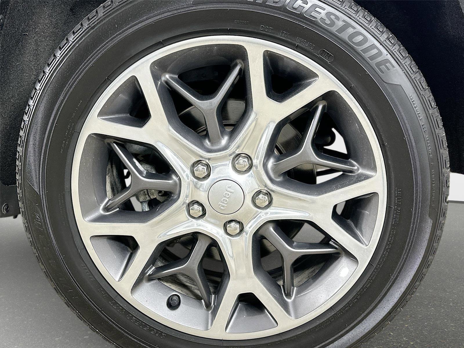 Used 2021 Jeep Grand Cherokee Overland image 41