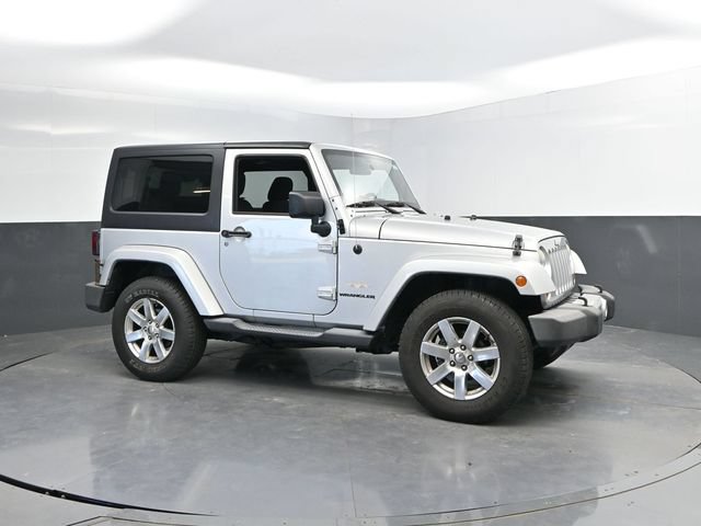 Used 2012 Jeep Wrangler Sahara AWD/4WD image 3