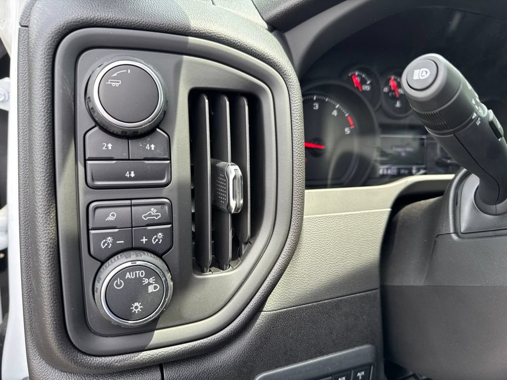 New 2025 Chevrolet Silverado 2500 W/T w/ WT Convenience Package AWD/4WD image 13