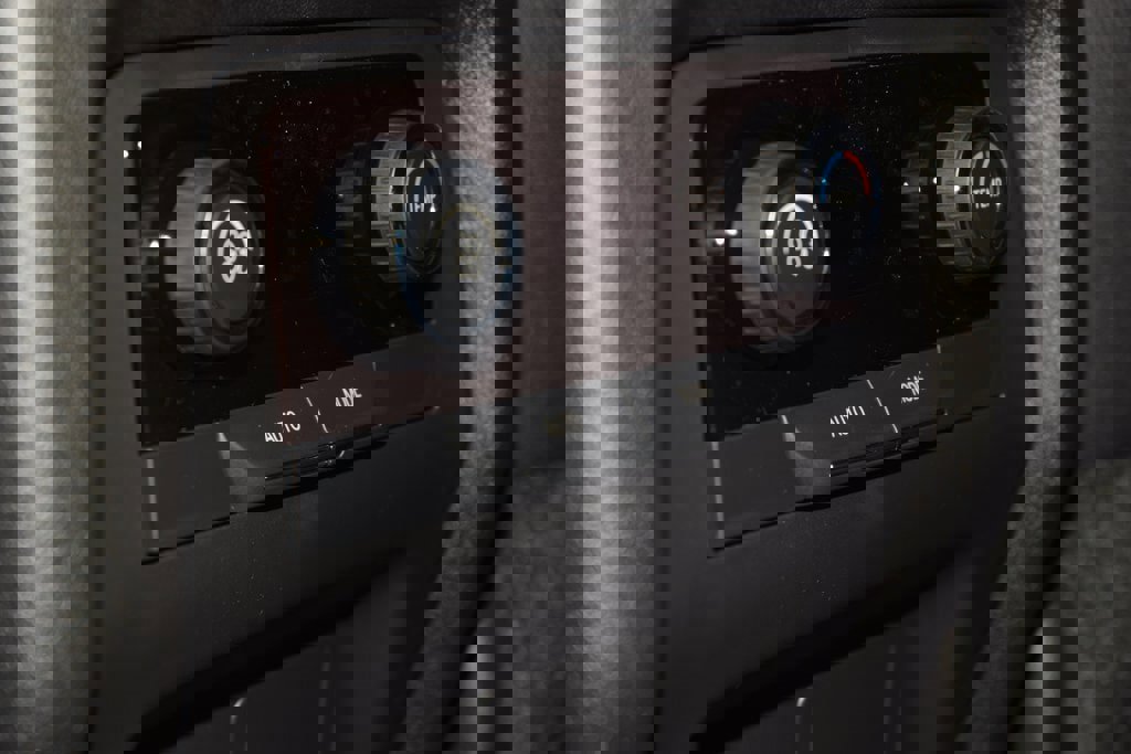 New 2026 Chevrolet Traverse LT image 41