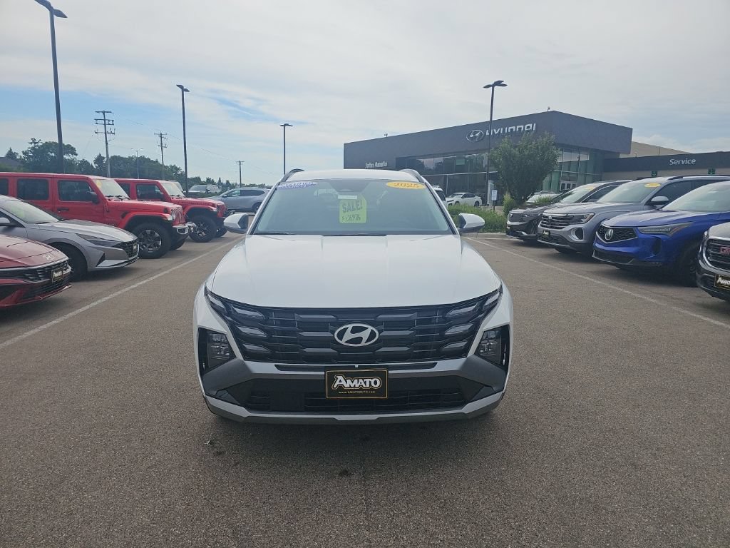 Certified 2025 Hyundai Tucson SEL AWD/4WD image 8