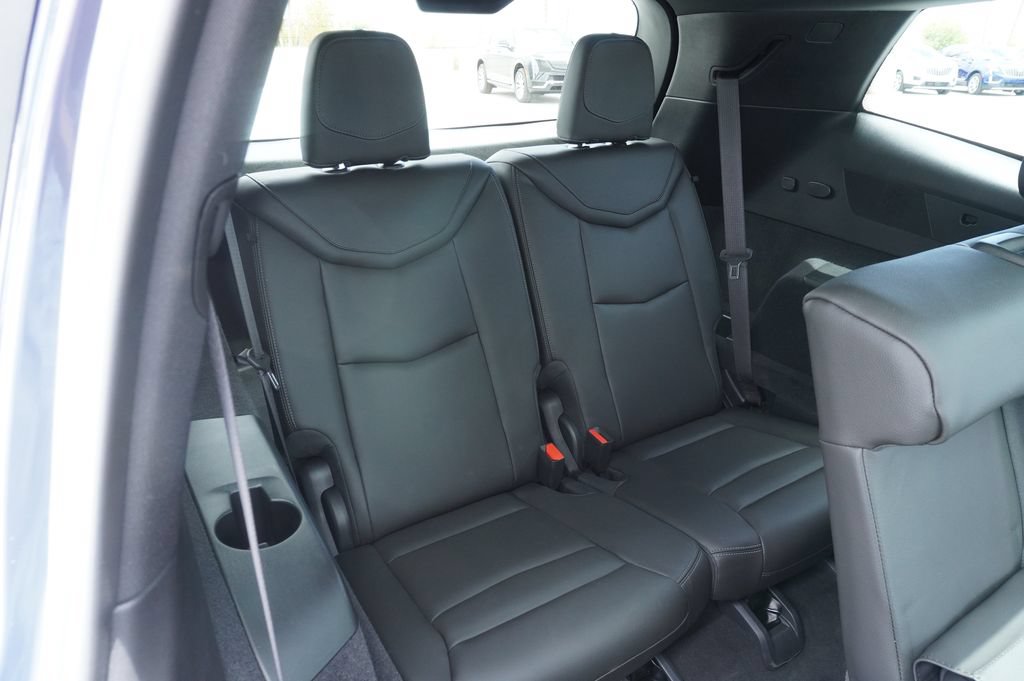 Certified 2025 Cadillac XT6 Luxury FWD image 10