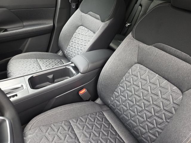 New 2027 Nissan Kicks SV AWD/4WD image 12