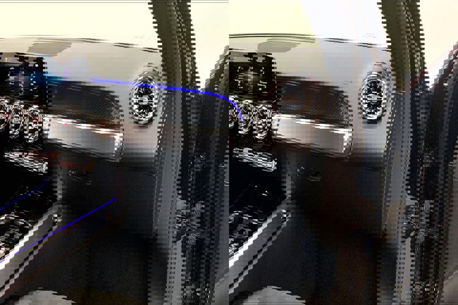 Certified 2021 Mercedes-Benz GLB 250 4MATIC image 27