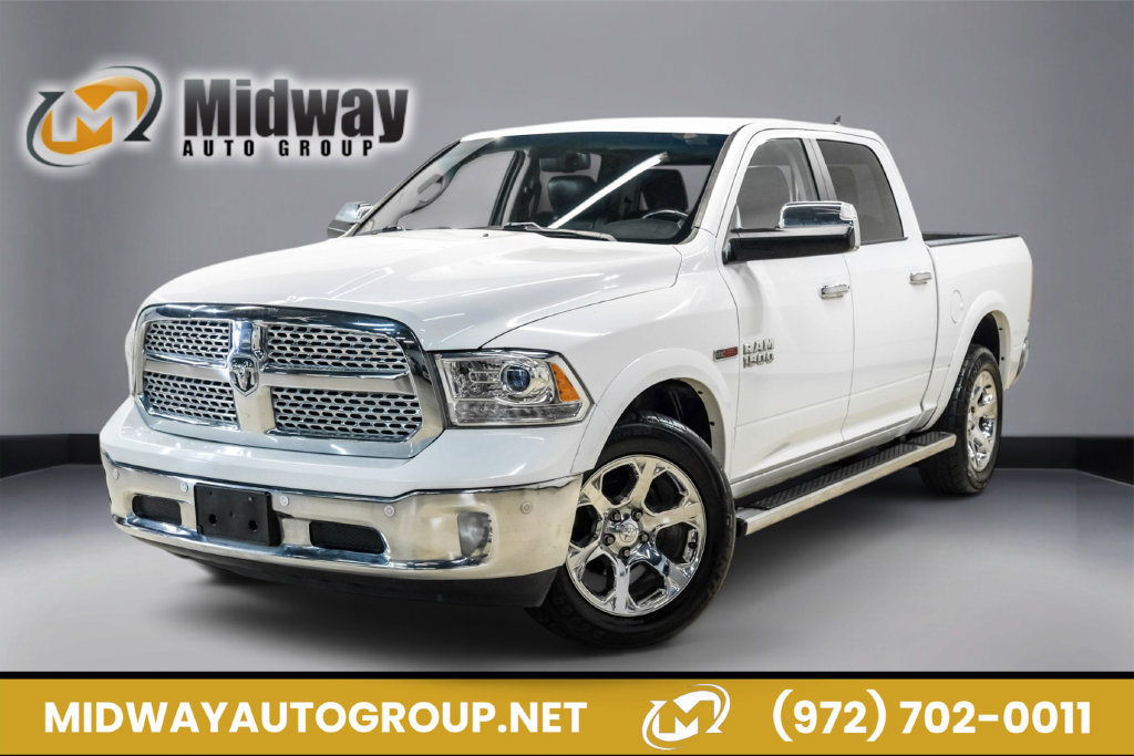 Used 2018 RAM 1500 Laramie AWD/4WD image 1