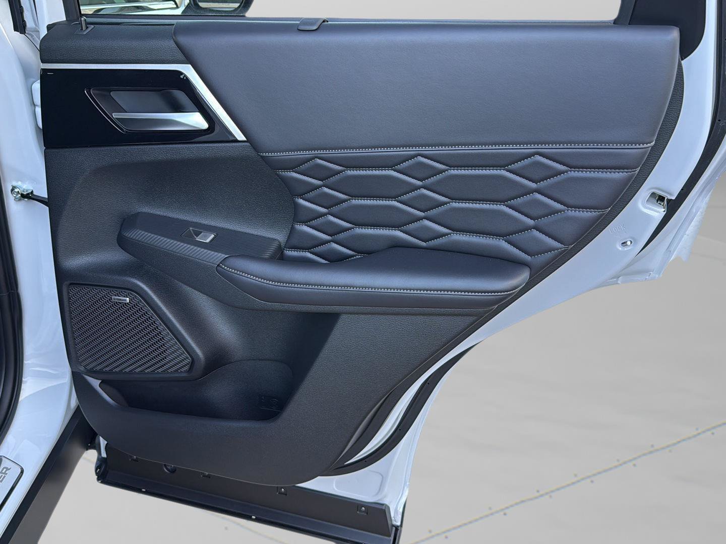 New 2026 Mitsubishi Outlander SEL AWD/4WD image 31