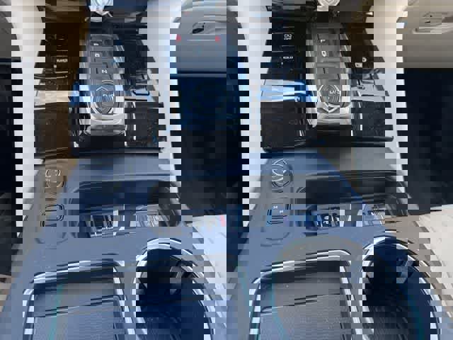 Used 2025 Acura MDX SH-AWD image 31