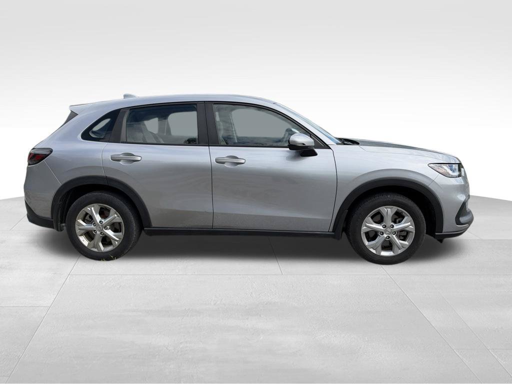 Used 2023 Honda HR-V LX image 11