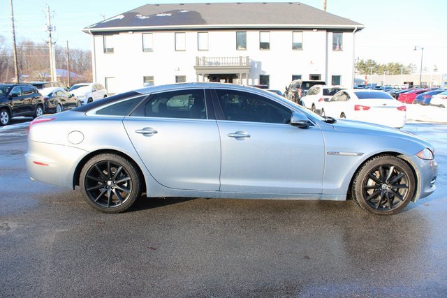 Used 2013 Jaguar XJ AWD image 6