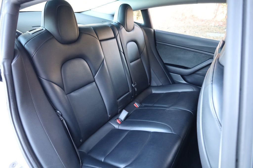 Used 2023 Tesla Model 3 Standard Range image 21