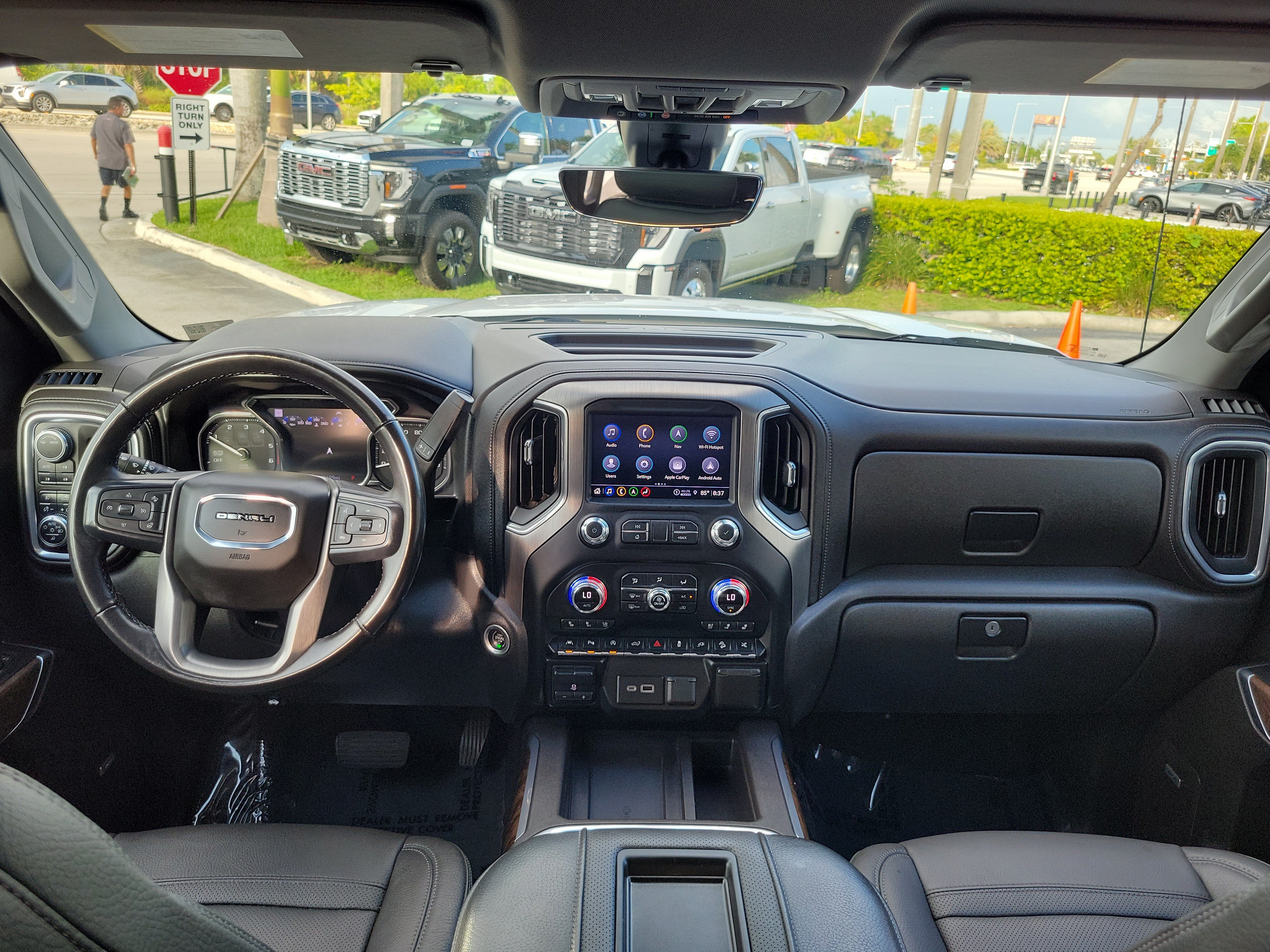 Used 2021 GMC Sierra 1500 Denali w/ Denali Ultimate Package AWD/4WD image 17