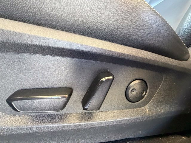 Used 2023 Nissan Pathfinder SL AWD/4WD image 21