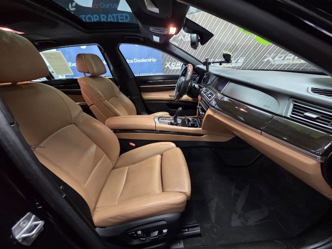 Used 2015 BMW 750Li image 29