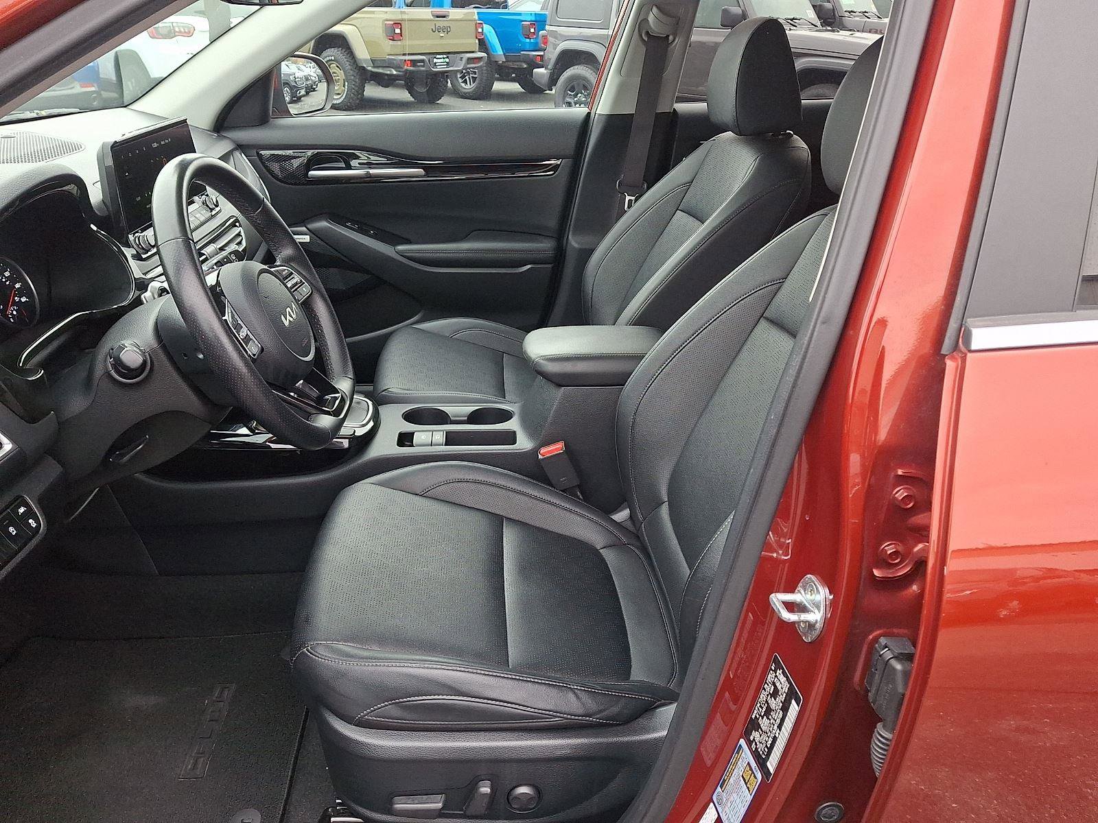 Used 2023 Kia Seltos SX image 34