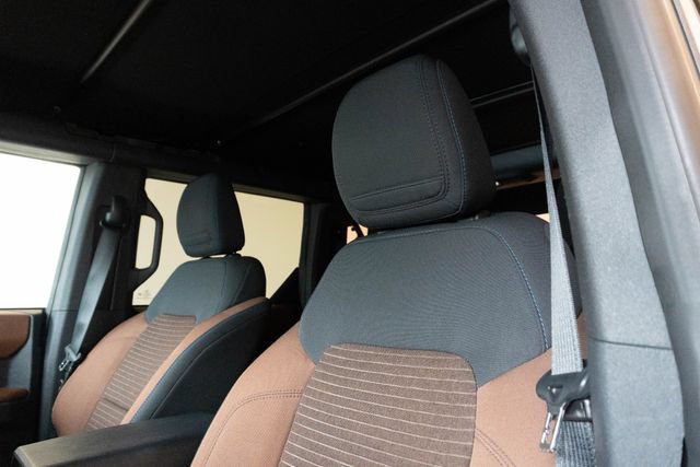 Used 2022 Ford Bronco Outer Banks AWD/4WD image 17