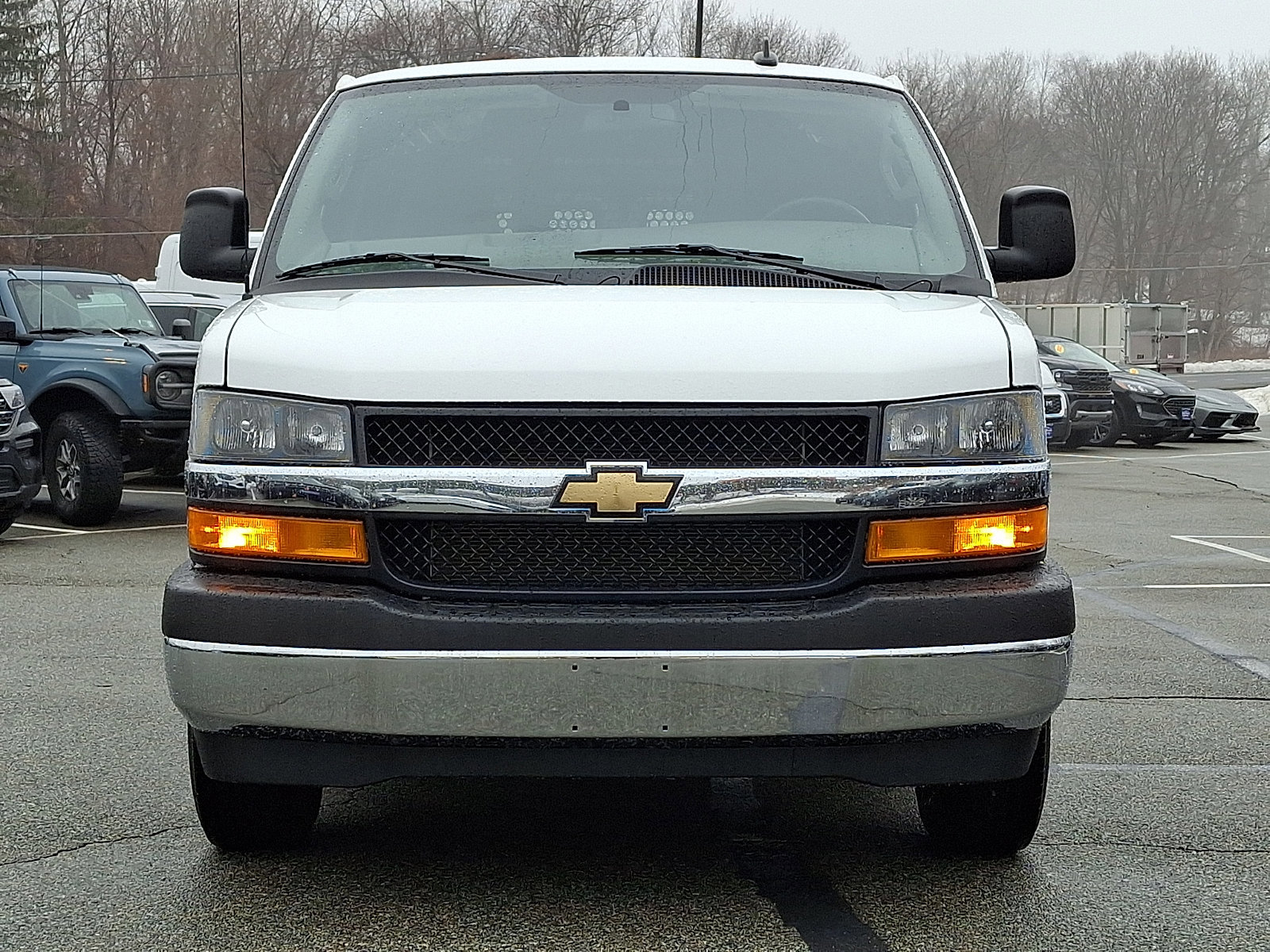 Used 2024 Chevrolet Express 2500 w/ Driver Convenience Package image 3