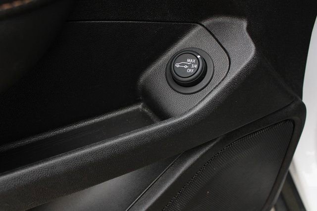 Used 2019 GMC Terrain SLT w/ Preferred Package image 9