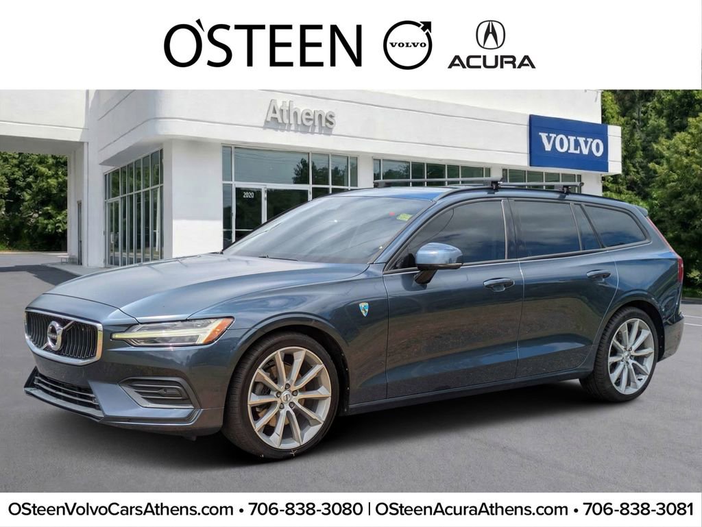 Used 2020 Volvo V60 T5 Momentum