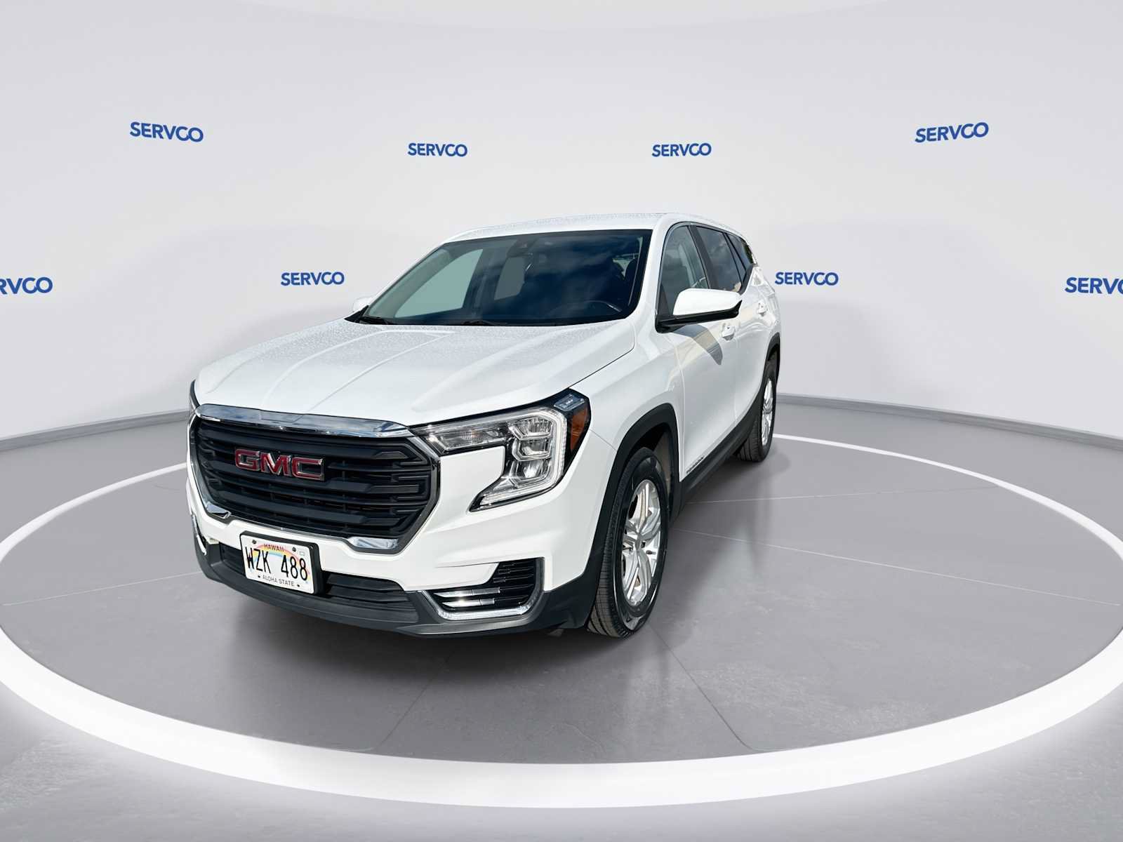 Used 2024 GMC Terrain SLE FWD image 4