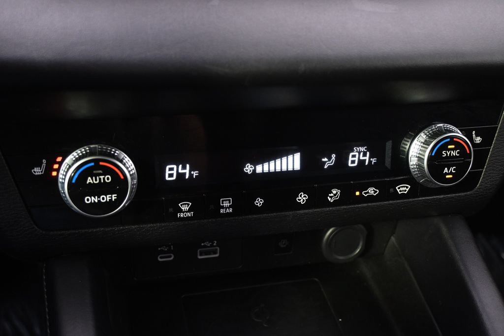 Used 2024 Mitsubishi Outlander SE AWD/4WD image 31