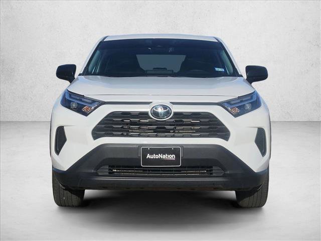 Used 2024 Toyota RAV4 LE video 2