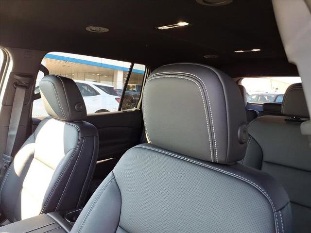 New 2026 Chevrolet Traverse LT w/ LPO, Floor Liner Package image 22