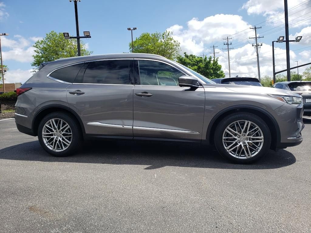Certified 2023 Acura MDX SH-AWD w/ Advance Package image 11