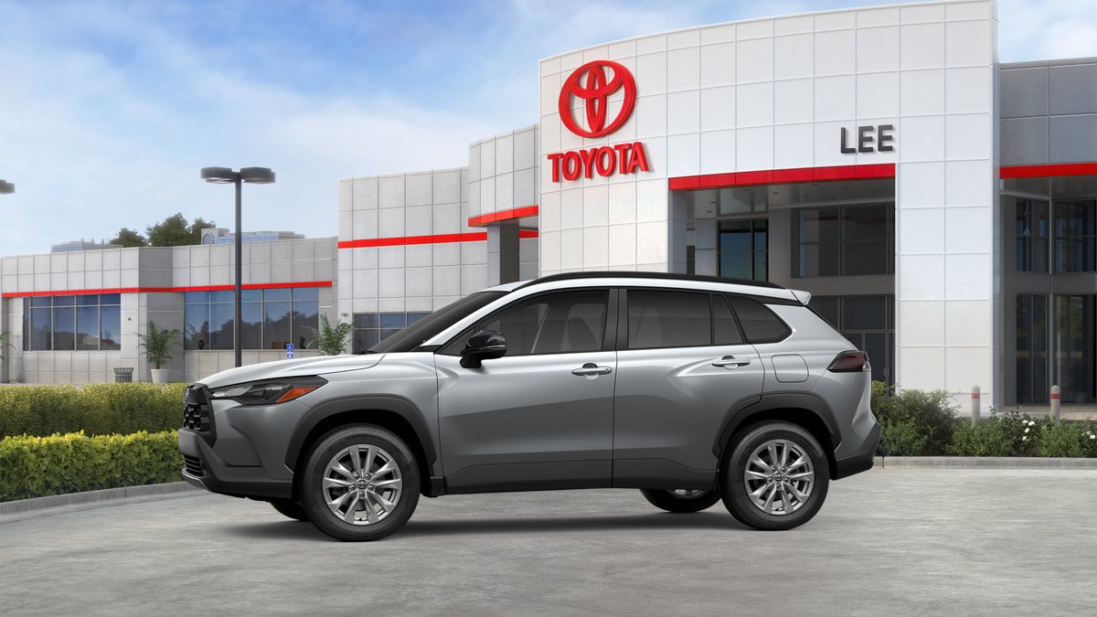 New 2026 Toyota Corolla Cross LE AWD/4WD image 3