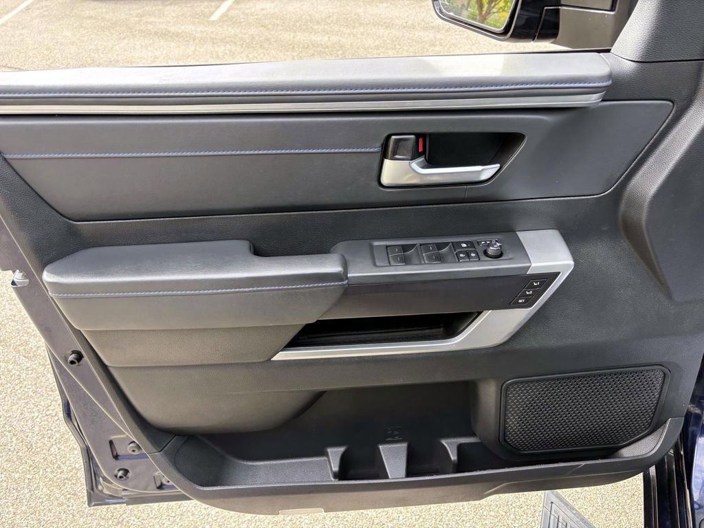 Used 2022 Toyota Tundra Platinum image 11