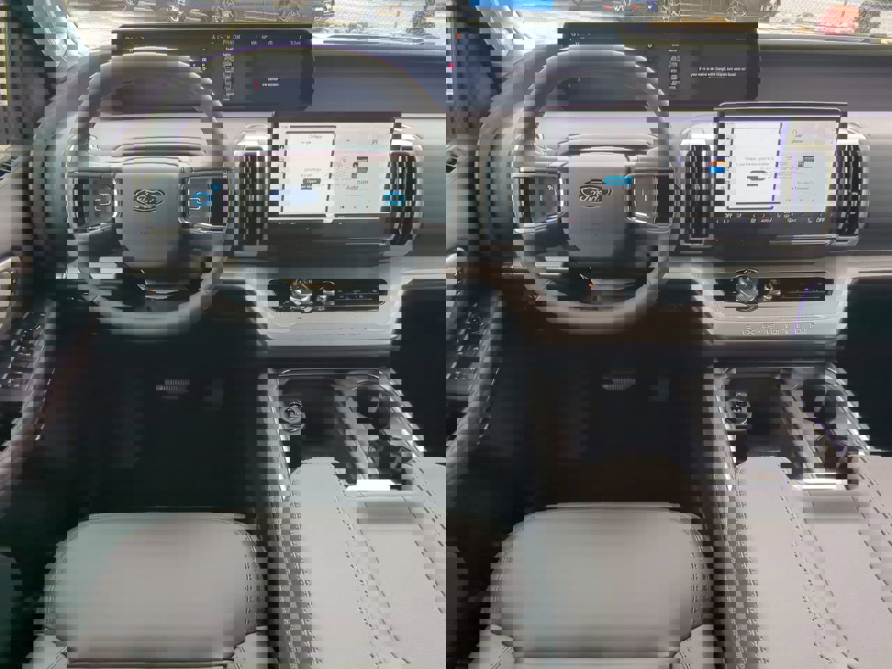 New 2026 Ford Expedition Active image 16