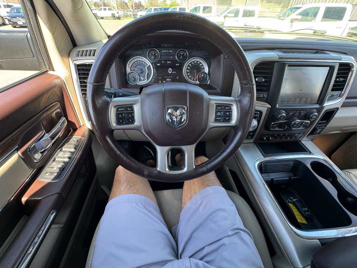 Used 2016 RAM 1500 Laramie w/ Convenience Group image 32