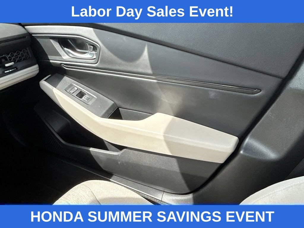 Used 2024 Honda Accord EX image 18