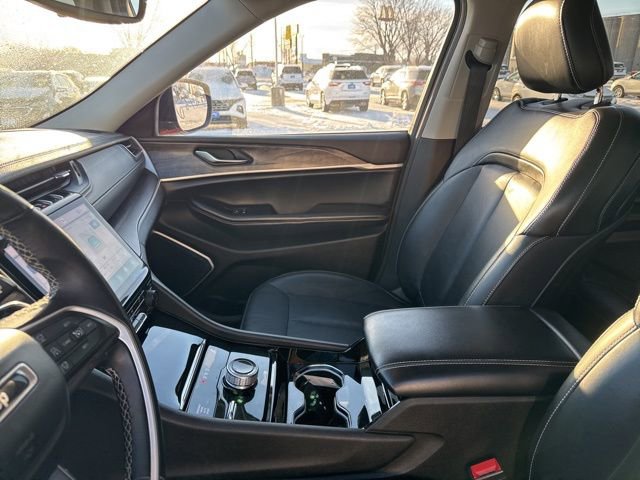 Used 2021 Jeep Grand Cherokee L Limited w/ Trailer Tow Package image 24