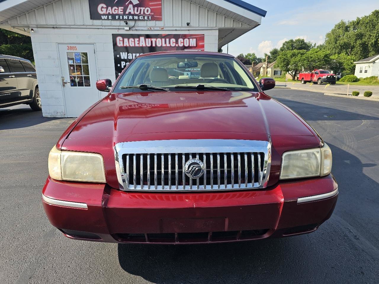 Used 2006 Mercury Grand Marquis LS RWD image 3