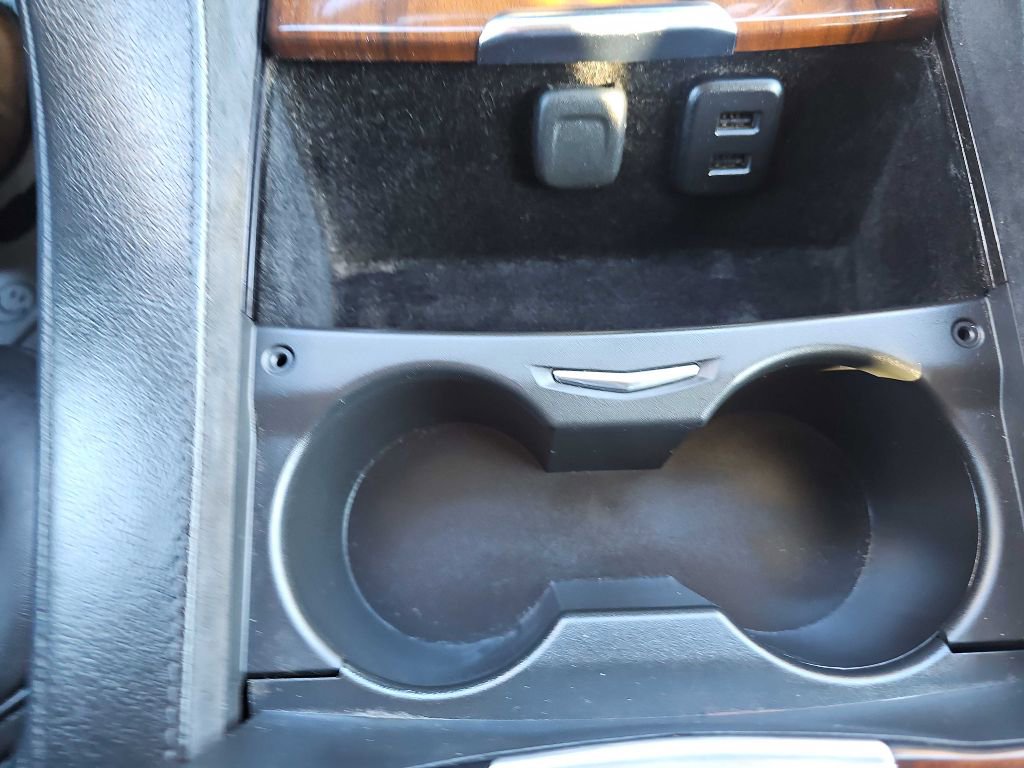 Used 2017 Cadillac Escalade ESV Luxury image 29