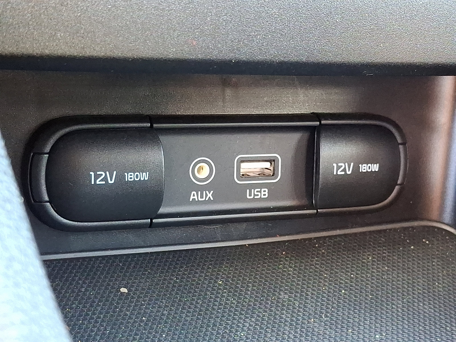 Used 2020 Kia Forte LXS FWD image 23