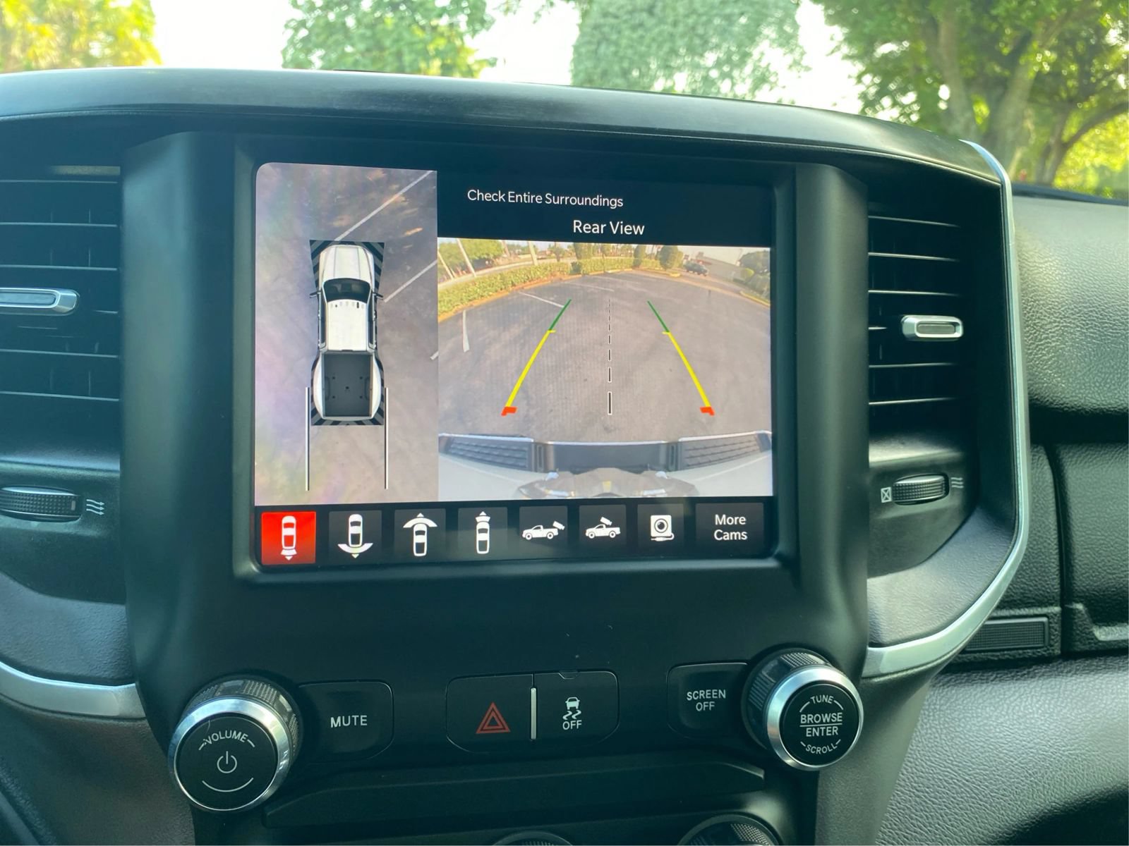 Used 2024 RAM 3500 Big Horn w/ Towing Technology Group AWD/4WD image 16